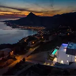 Bamm With Heated 36sqm Pool, 5 En-suite Bedrooms And Panoramic Sea Views *