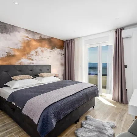 New! Bamm With Heated 36sqm Pool, 5 En-suite Bedrooms And Panoramic Sea Views Tice
