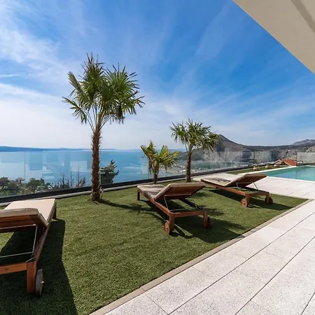 Villa Bamm With Heated 36sqm Pool, 5 En-suite Bedrooms And Panoramic Sea Views Tice