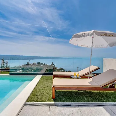 New! Bamm With Heated 36sqm Pool, 5 En-suite Bedrooms And Panoramic Sea Views * Tice