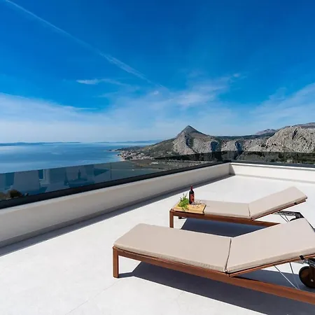 Villa Bamm With Heated 36sqm Pool, 5 En-suite Bedrooms And Panoramic Sea Views